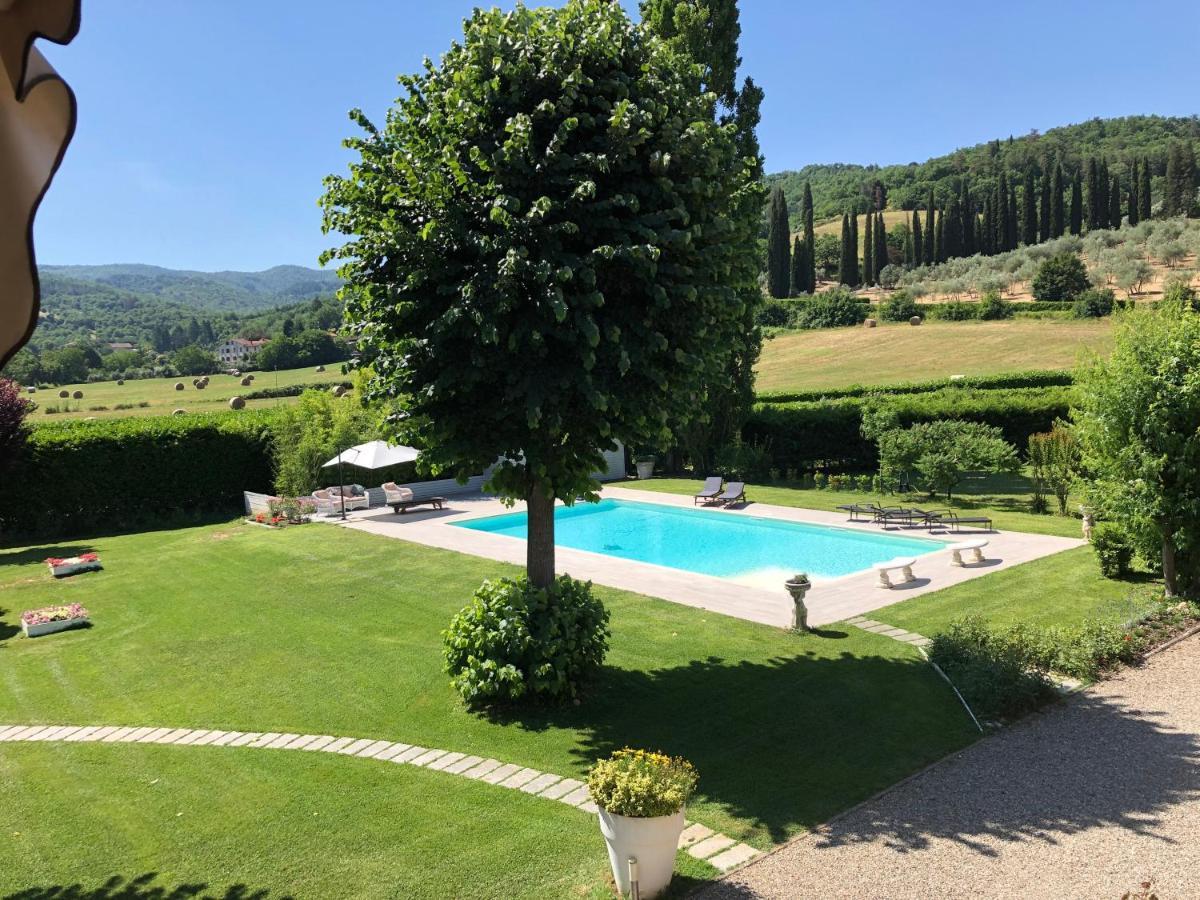 Villa Giuliana Арецо Екстериор снимка
