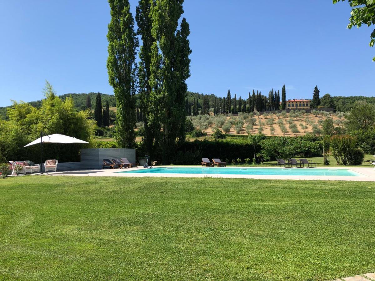 Villa Giuliana Арецо Екстериор снимка