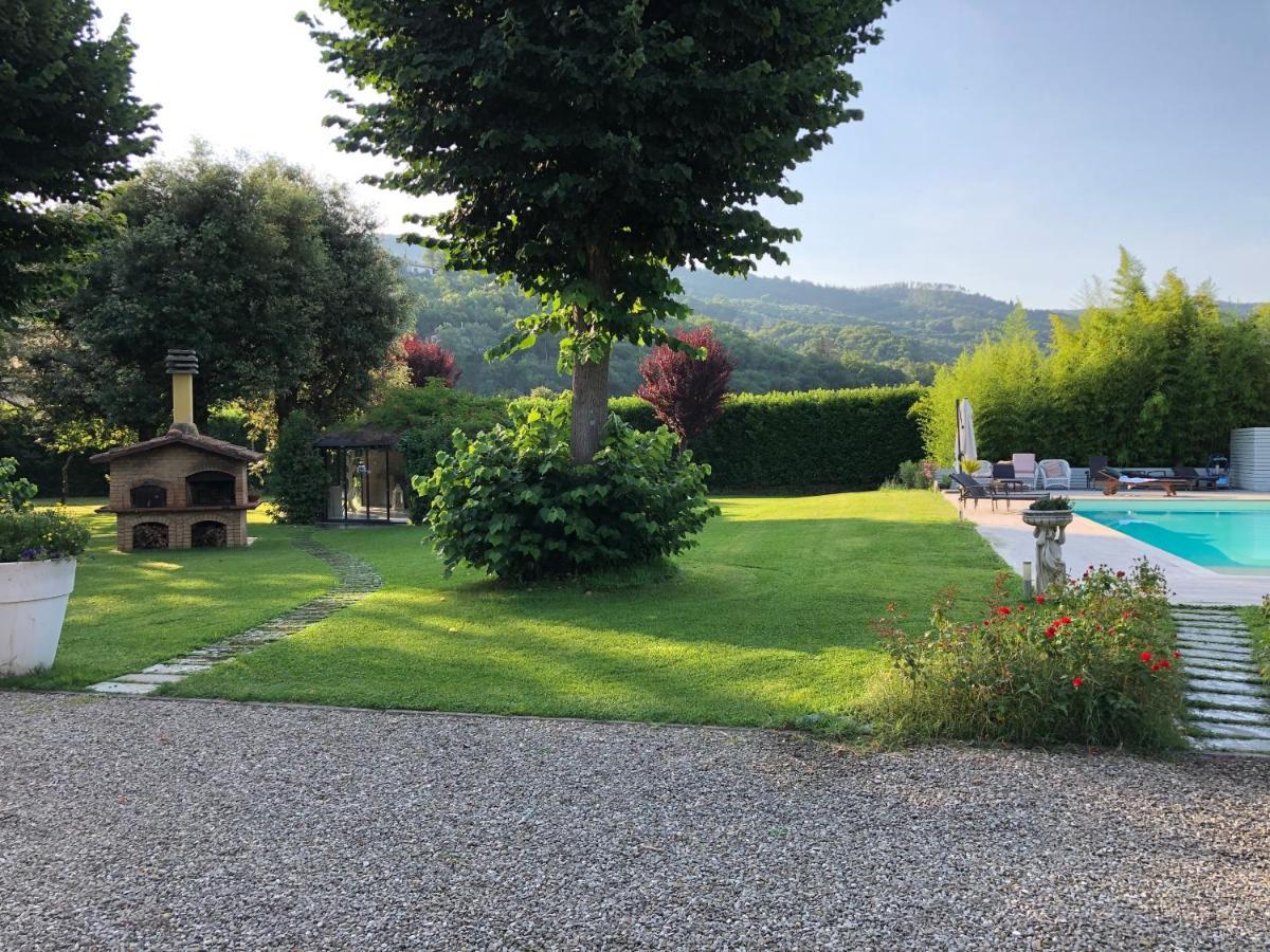 Villa Giuliana Арецо Екстериор снимка